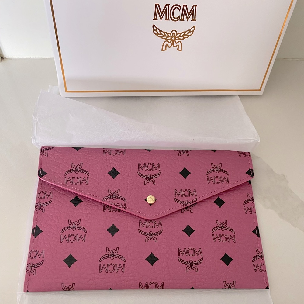MCM Envelope Pouch / Clutch Novelty / VIP / GWP Korea